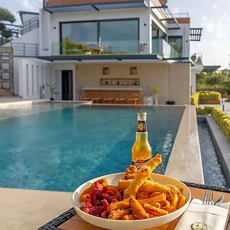 Cesme Sarezya Luxury Boutique Hotel Ciftlikkoyu